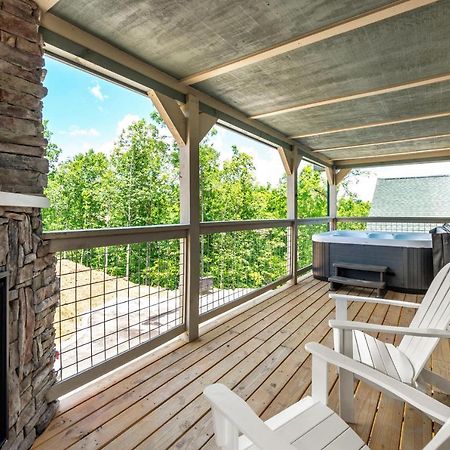 Osprey Nest Cottage Modern New Cabin Pigeon Forge Extérieur photo