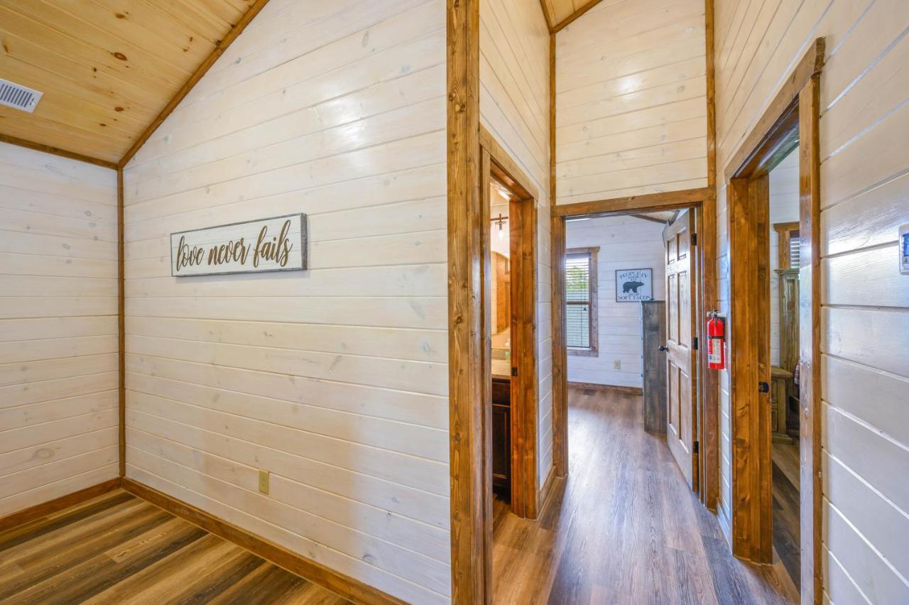 Osprey Nest Cottage Modern New Cabin Pigeon Forge Extérieur photo