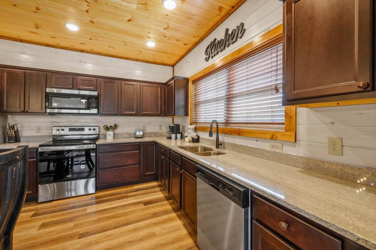 Osprey Nest Cottage Modern New Cabin Pigeon Forge Extérieur photo