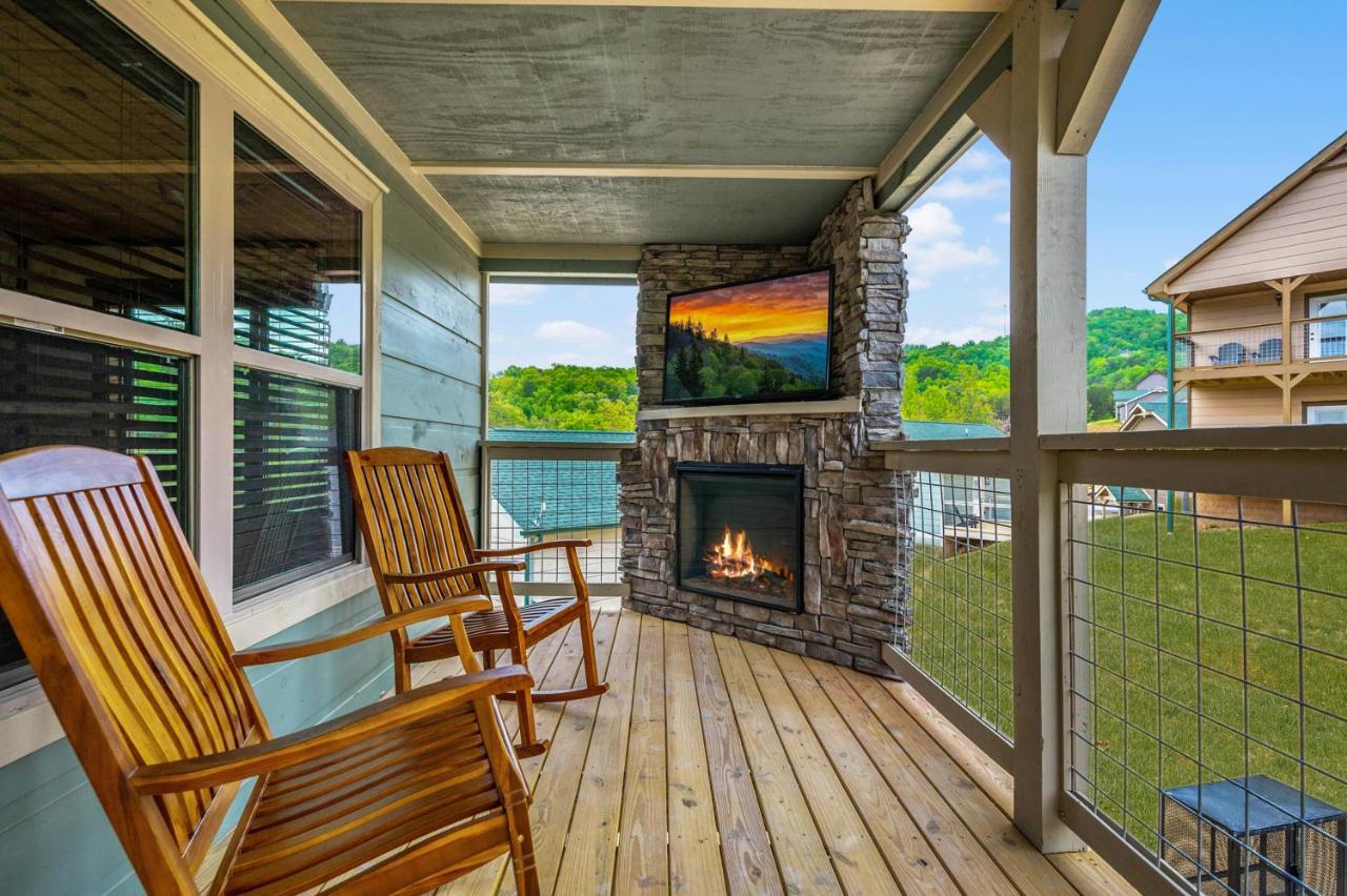 Osprey Nest Cottage Modern New Cabin Pigeon Forge Extérieur photo
